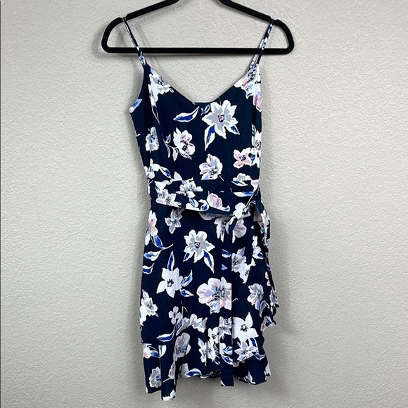 Banana Republic Linen Cotton Ruffle Wrap Dress Navy Floral Sz 4 - Picture 5 of 14